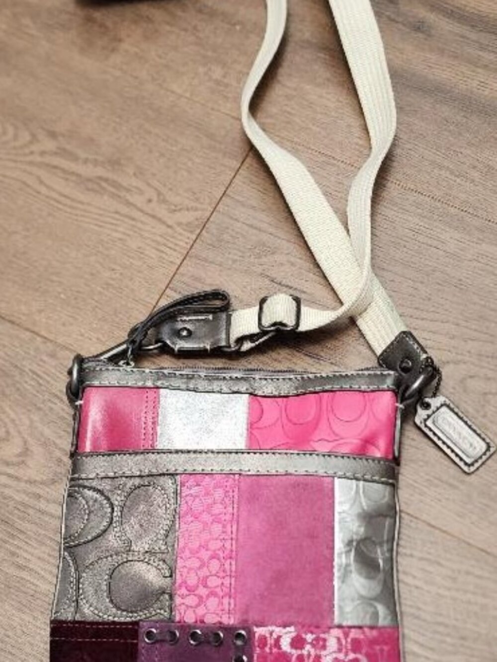 Coach Crossbody-Swing Pack-Purse- PATCHWORK